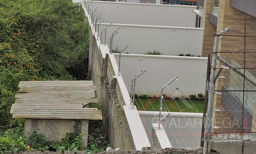 alarmega cercos eléctricos conjunto residencial quebrada escalonada los valles cumbayá tumbaco ecuador